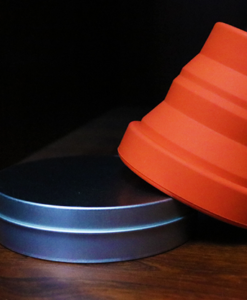 Harmonica 2 Chop Cup Red (Silicon) by Leo Smetsers - Trick